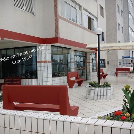 Апартаменты Predio Em Frente Ao Mar Прая-Гранди Экстерьер фото
