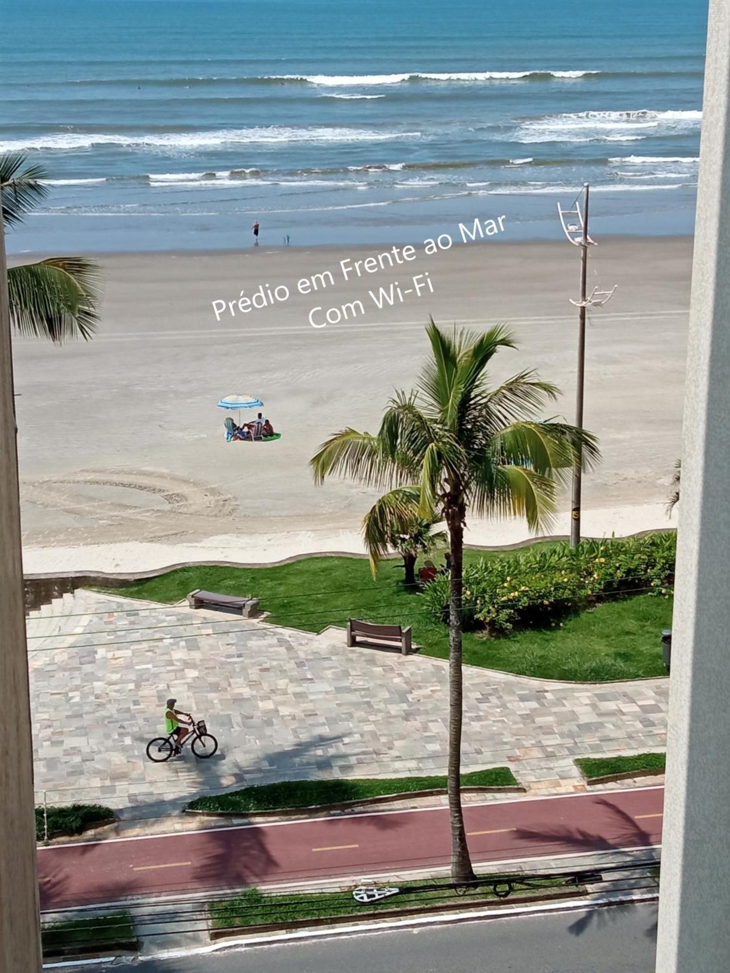 Апартаменты Predio Em Frente Ao Mar Прая-Гранди Экстерьер фото